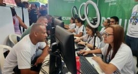 A imagem mostra o estande do Tribunal Regional Eleitoral do Rio de Janeiro (TRE-RJ) durante o Mu...