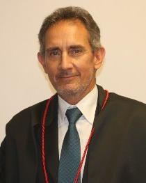 Desembargador Gilberto Clóvis Farias Matos