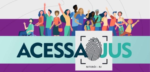 Arte do evento AcessaJus. No centro da arte, um grupo de pessoas em várias poses, algumas com os braços levantados, algumas em cadeiras de rodas. O fundo consiste em uma faixa cinza, seguida de outra roxa. Em primeiro plano, abaixo da arte com o grupo de pessoas, uma faixa azul traz o nome do evento, AcessaJus. Arte do evento AcessaJus. No centro da arte, um grupo de pessoas em várias poses, algumas com os...