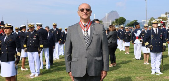 Cerimônia em comemoração ao Dia da Marinha e entrega das medalhas da Ordem do Mérito Naval
