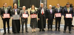 (da esq. p direita): ex-presidente do TRE-RJ. desembargador Elton Martinez Carvalho Leme; vice-p...