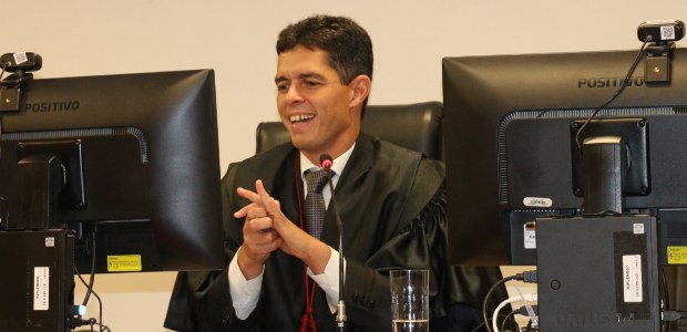 Desembargador eleitoral Afonso Henrique Barbosa