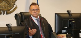 foto do presidente do TRE-RJ, desembargador Elton Leme