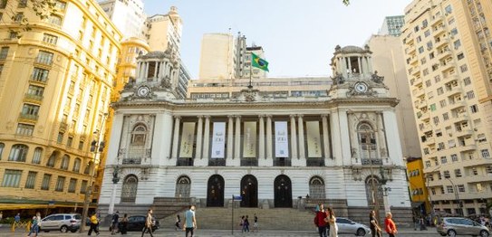 Cerimônia de entrega da Medalha do Centenário do Palácio Pedro Ernesto