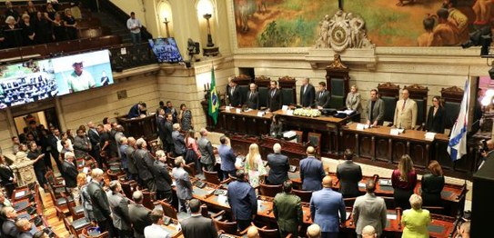Cerimônia de entrega da Medalha do Centenário do Palácio Pedro Ernesto