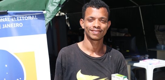 Tauan aproveitou a oportunidade para tirar a 2ª via de outros documentos
