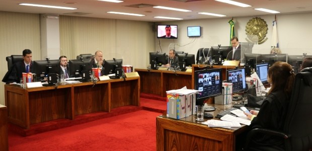 TRE-RJ conclui julgamento dos 2.853 pedidos de registro de candidatura recebidos em 2022 Presidente da Corte, desembargador Elton Leme, elogia empenho dos servidores na análise dos proc...