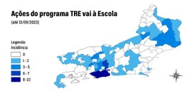 TRE Vai à Escola chega a sua 100ª ação este ano Descrição da imagem: no alto à esquerda, texto "Ações do Programa TRE Vai à Escola (até 13/09/20...
